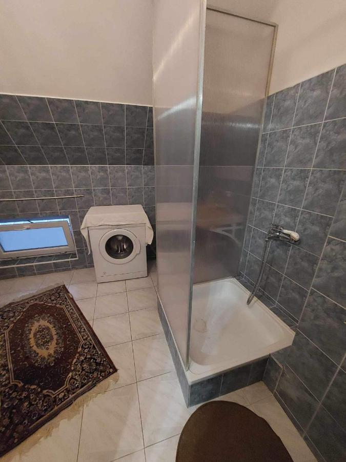 Almos Vendeghaz Apartment Hajduszoboszlo Exterior photo